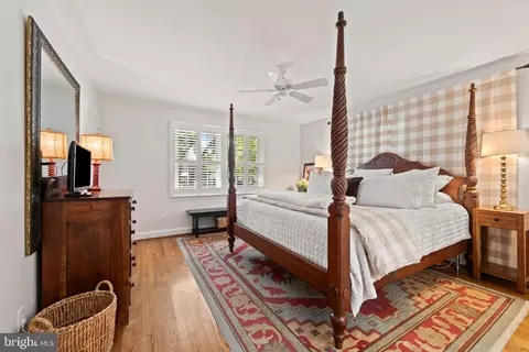 Bedroom - 304 Cedarcroft Rd, Baltimore, MD 21212 photo 1 of 12