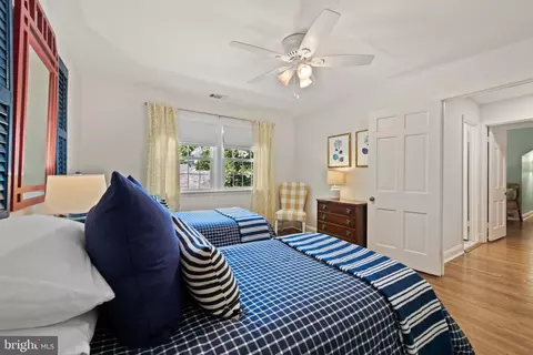 Bedroom - 304 Cedarcroft Rd, Baltimore, MD 21212 photo 8 of 12