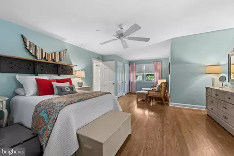 Bedroom - 304 Cedarcroft Rd, Baltimore, MD 21212 photo 5 of 12
