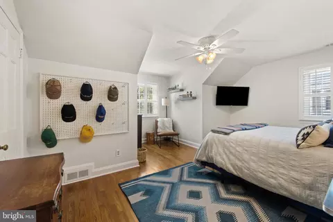 Bedroom - 304 Cedarcroft Rd, Baltimore, MD 21212 photo 12 of 12
