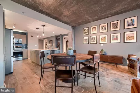 Dining - 1200 Steuart St #528, Baltimore, MD 21230 photo 1 of 6