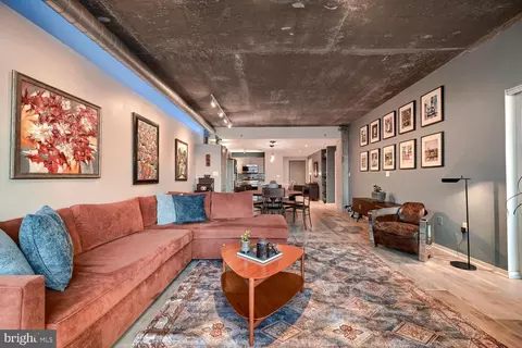 Living - 1200 Steuart St #528, Baltimore, MD 21230 photo 4 of 7