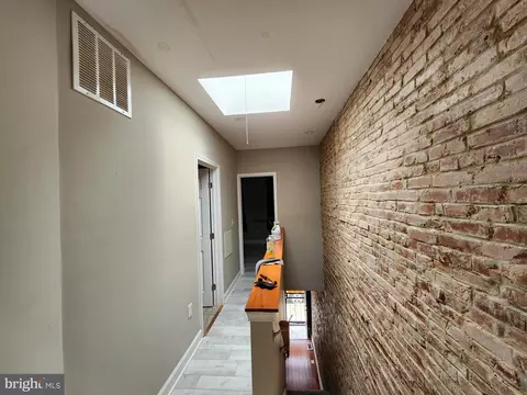 Entry Way - 723 N Glover St, Baltimore, MD 21205 photo 8 of 12