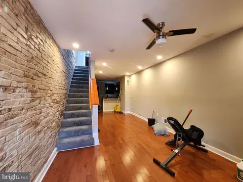 Entry Way - 723 N Glover St, Baltimore, MD 21205 photo 1 of 12