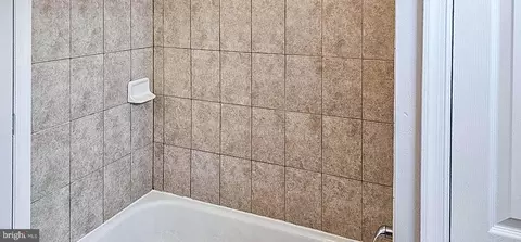 Bath - 346 S Payson St, Baltimore, MD 21223 photo 2 of 3