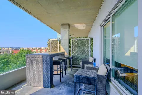 Exterior - 1200 Steuart St #427, Baltimore, MD 21230 photo 2 of 3
