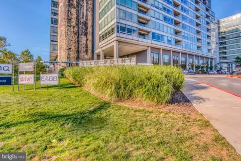 Exterior - 1200 Steuart St #427, Baltimore, MD 21230 photo 3 of 3