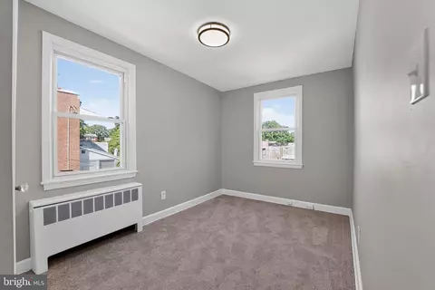 Bedroom - 3720 Greenvale Rd, Baltimore, MD 21229 photo 1 of 3