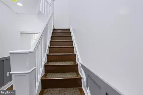 Entry Way - 3507 W Garrison Ave, Baltimore, MD 21215 photo 18 of 27