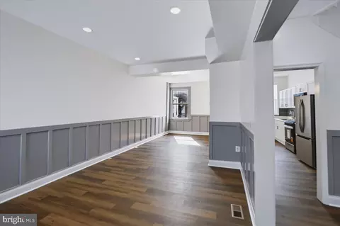 Entry Way - 3507 W Garrison Ave, Baltimore, MD 21215 photo 3 of 27