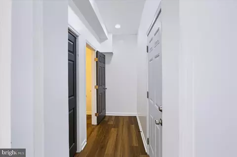 Entry Way - 3507 W Garrison Ave, Baltimore, MD 21215 photo 17 of 27