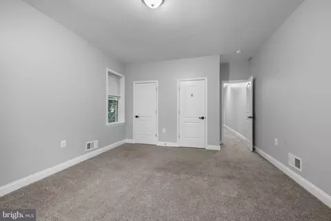 Entry Way - 442 S Augusta Ave, Baltimore, MD 21229 photo 13 of 13