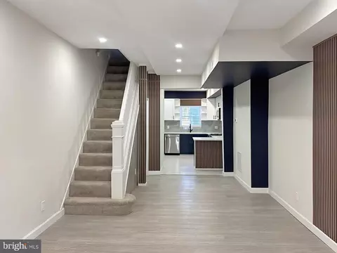 Entry Way - 2636 E Monument St, Baltimore, MD 21205 photo 3 of 7