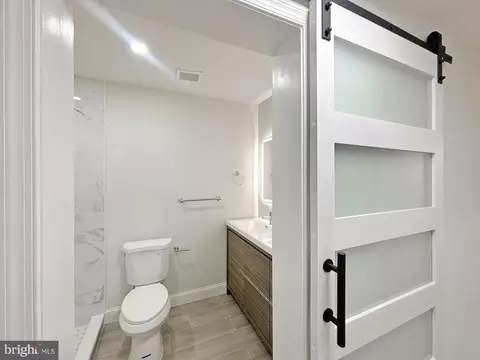Bath - 2636 E Monument St, Baltimore, MD 21205 photo 4 of 5