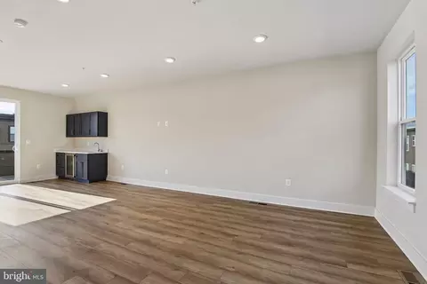 Living - 2727 Ferry Bar Dr, Baltimore, MD 21230 photo 5 of 6