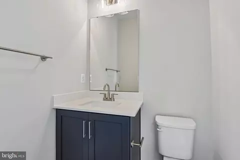 Bath - 2727 Ferry Bar Dr, Baltimore, MD 21230 photo 5 of 5