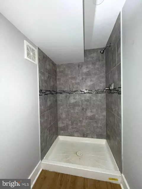 Bath - 2712 E Monument St E, Baltimore, MD 21205 photo 3 of 3