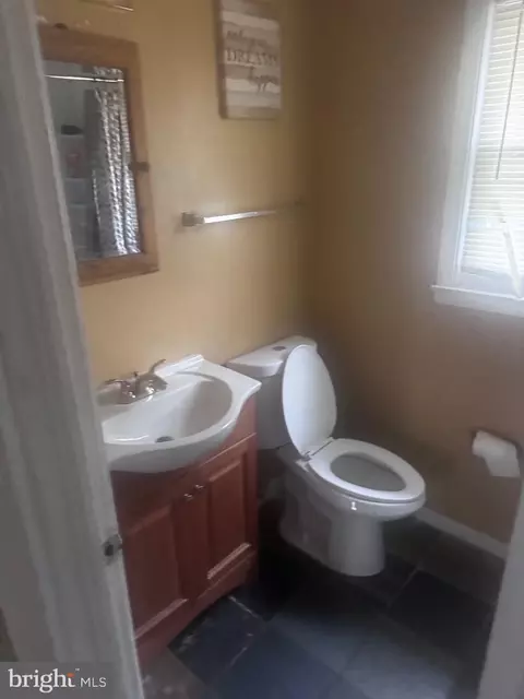 Bath - 5116 Fredcrest Rd, Baltimore, MD 21229 photo 1 of 1