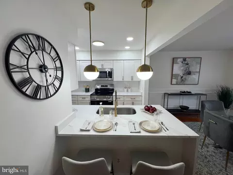 Kitchen - 4301 Davis Ave, Baltimore, MD 21229 photo 4 of 4