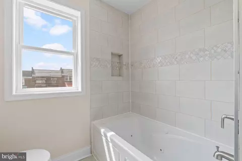 Bath - 4108 White Ave, Baltimore, MD 21206 photo 2 of 4