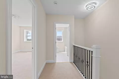 Entry Way - 4108 White Ave, Baltimore, MD 21206 photo 5 of 10
