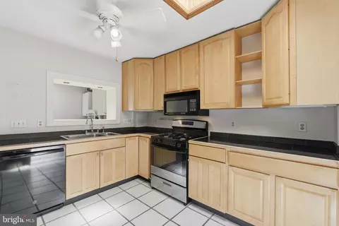 Kitchen - 2921 Hudson St, Baltimore, MD 21224 photo 1 of 1