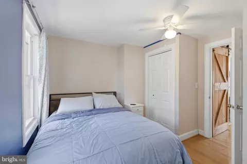 Bedroom - 2921 Hudson St, Baltimore, MD 21224 photo 3 of 6