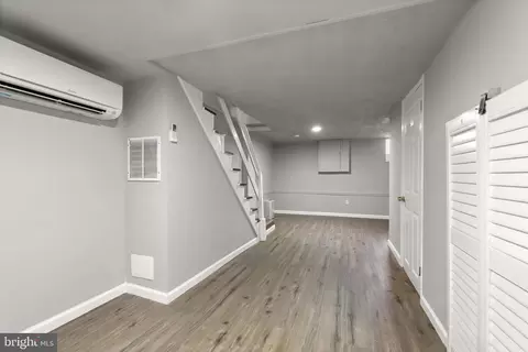 Entry Way - 3026 Virginia Ave, Baltimore, MD 21215 photo 7 of 8