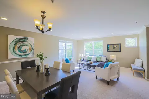 Dining - 5212 Tabard Ct, Baltimore, MD 21212 photo 3 of 4
