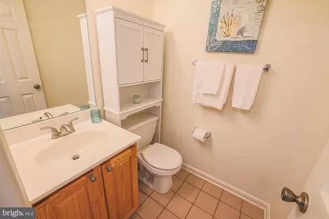 Bath - 5212 Tabard Ct, Baltimore, MD 21212 photo 1 of 4