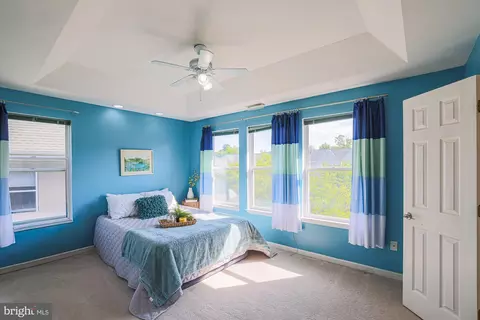 Bedroom - 5212 Tabard Ct, Baltimore, MD 21212 photo 4 of 6