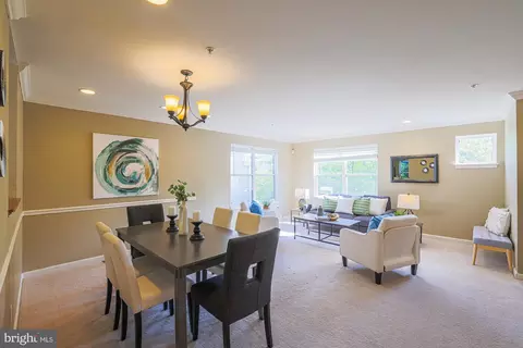 Dining - 5212 Tabard Ct, Baltimore, MD 21212 photo 1 of 4