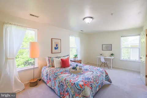 Bedroom - 5212 Tabard Ct, Baltimore, MD 21212 photo 1 of 6