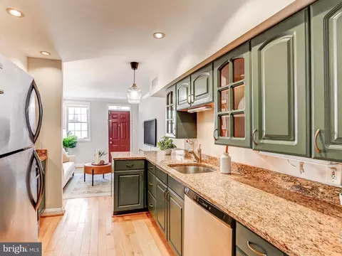 Kitchen - 319 S Durham St, Baltimore, MD 21231 photo 6 of 6