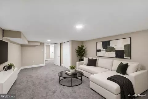 Living - 4115 Newton Ave, Baltimore, MD 21215 photo 7 of 7