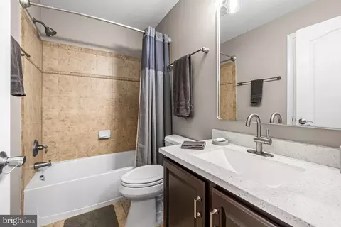 Bath - 1900 E Fort Ave, Baltimore, MD 21230 photo 4 of 4
