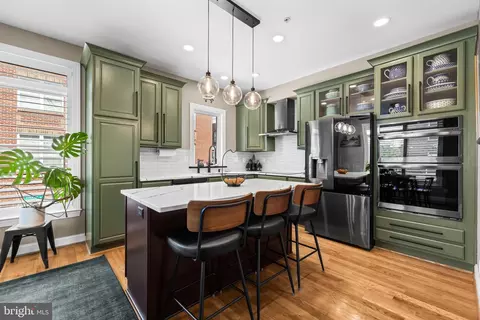 Kitchen - 1900 E Fort Ave, Baltimore, MD 21230 photo 1 of 4