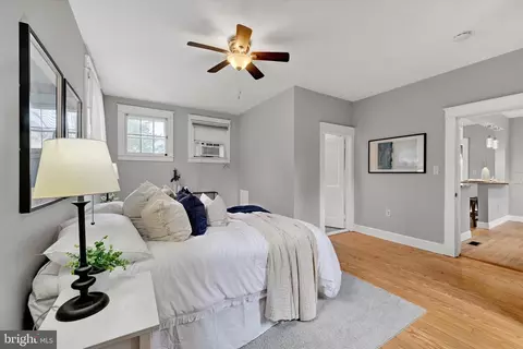 Bedroom - 507 Hollen Rd, Baltimore, MD 21212 photo 3 of 6