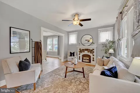 Other - 507 Hollen Rd, Baltimore, MD 21212 photo 5 of 9