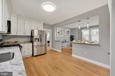Kitchen - 507 Hollen Rd, Baltimore, MD 21212 photo 3 of 3