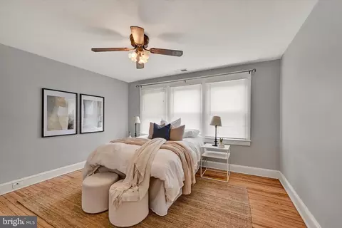 Bedroom - 507 Hollen Rd, Baltimore, MD 21212 photo 5 of 6