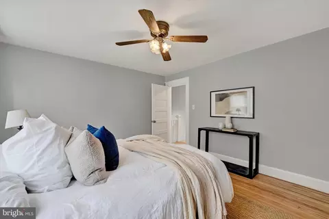 Bedroom - 507 Hollen Rd, Baltimore, MD 21212 photo 6 of 6