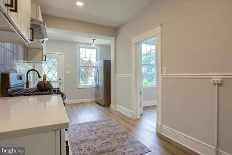 Entry Way - 1924 E 30th, Baltimore, MD 21218 photo 7 of 10