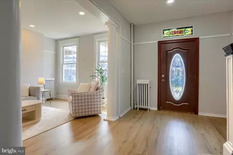 Entry Way - 1924 E 30th, Baltimore, MD 21218 photo 3 of 10