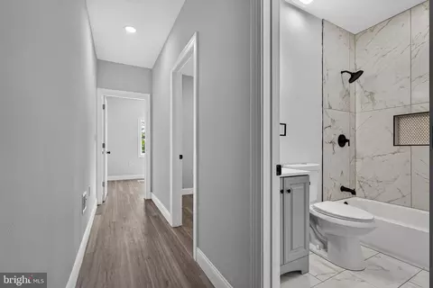 Entry Way - 319 E 24th St, Baltimore, MD 21218 photo 6 of 7