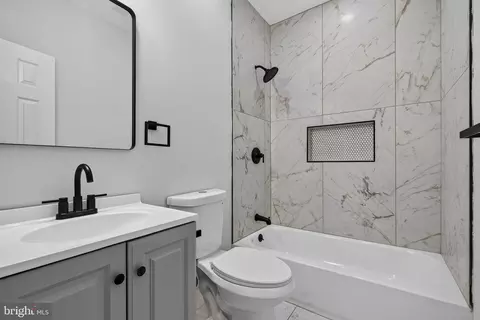 Bath - 319 E 24th St, Baltimore, MD 21218 photo 3 of 3