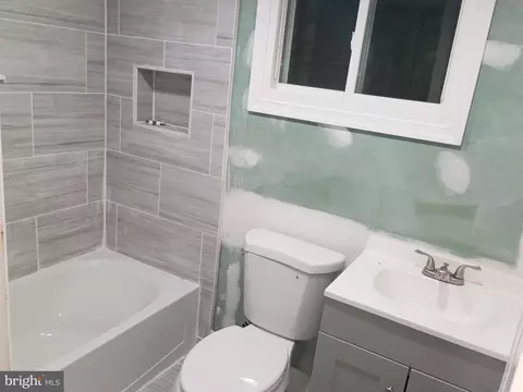 3520 Elmley Ave, Baltimore, MD 21213 photo 2