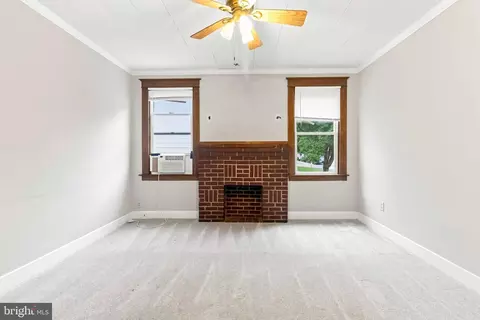 Living - 6804 Brook Ave, Baltimore, MD 21206 photo 2 of 3