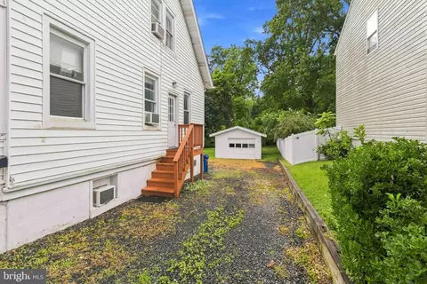 Exterior - 6804 Brook Ave, Baltimore, MD 21206 photo 1 of 4