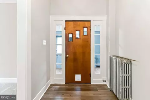 Entry Way - 6804 Brook Ave, Baltimore, MD 21206 photo 2 of 9